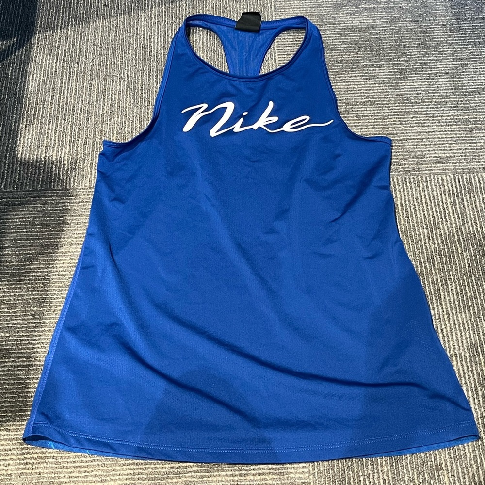 Nike workout tank top